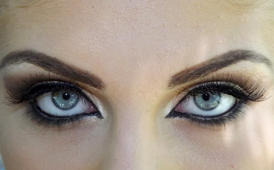 Can I wear Makeup and Contact Lenses? Eye Health Central