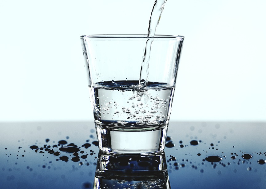 Fluids hydration dry eyes